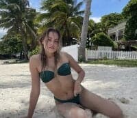 Sehen Sie sich nicole111s Live-Sexshow an