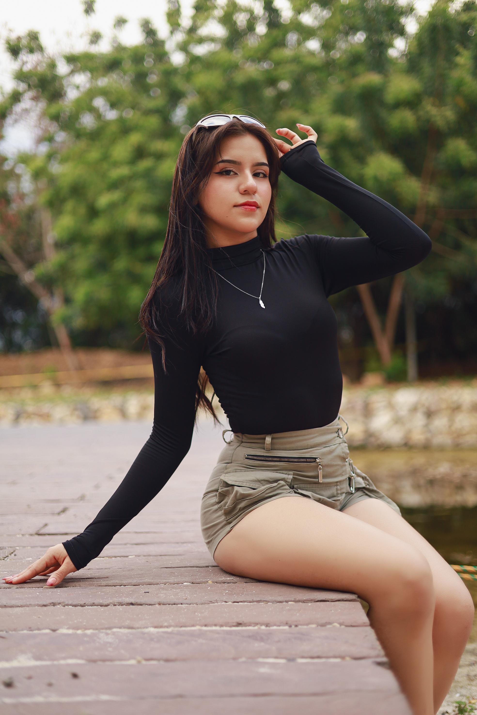 Watch Lili_Bykers's Live Sex Show