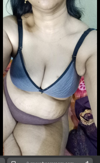 Sehen Sie sich Suhana-sapnas Live-Sexshow an