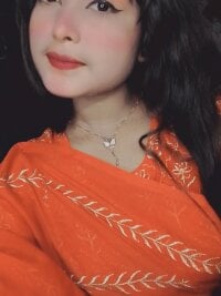 Sehen Sie sich blackrose423s Live-Sexshow an