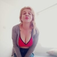Sehen Sie sich -Sade-s Live-Sexshow an