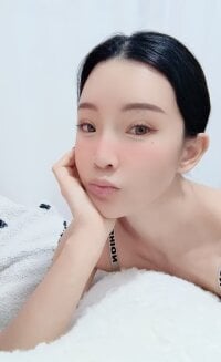 Watch jiajia-999's Live Sex Show
