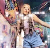 Sehen Sie sich BABYUNICORNs Live-Sexshow an