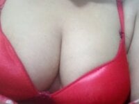 Sehen Sie sich Top_Levels Live-Sexshow an