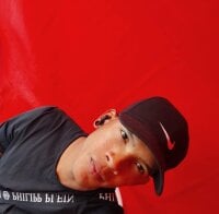 Sehen Sie sich Aronbbcs Live-Sexshow an