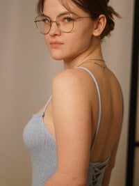 Смотреть секс шоу JoanFares