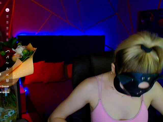 Порночат с SofiaShy