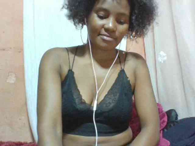 NoeLah's Webcam Live Show