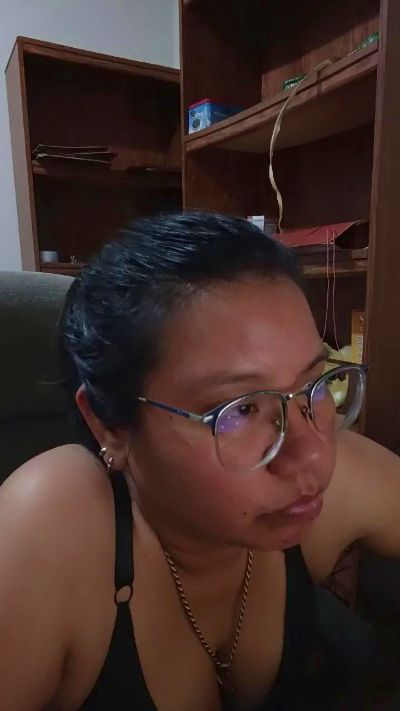 AriPM's Webcam Live Show