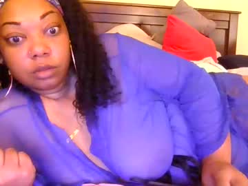 brownroundrenee's Webcam Live Show